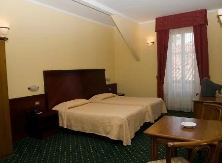 Europalace 3* فيربانيا