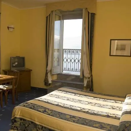Europalace فندق فيربانيا